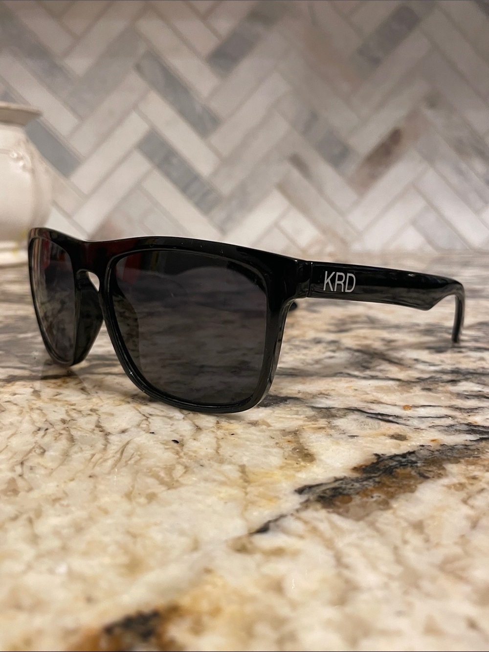 KD Black Men's Sunglasses - Classic UV Protection